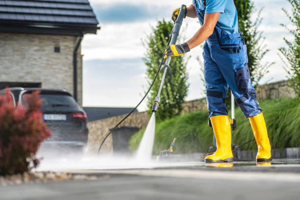 Best Pool Deck Cleaning  in Julesburg, CO